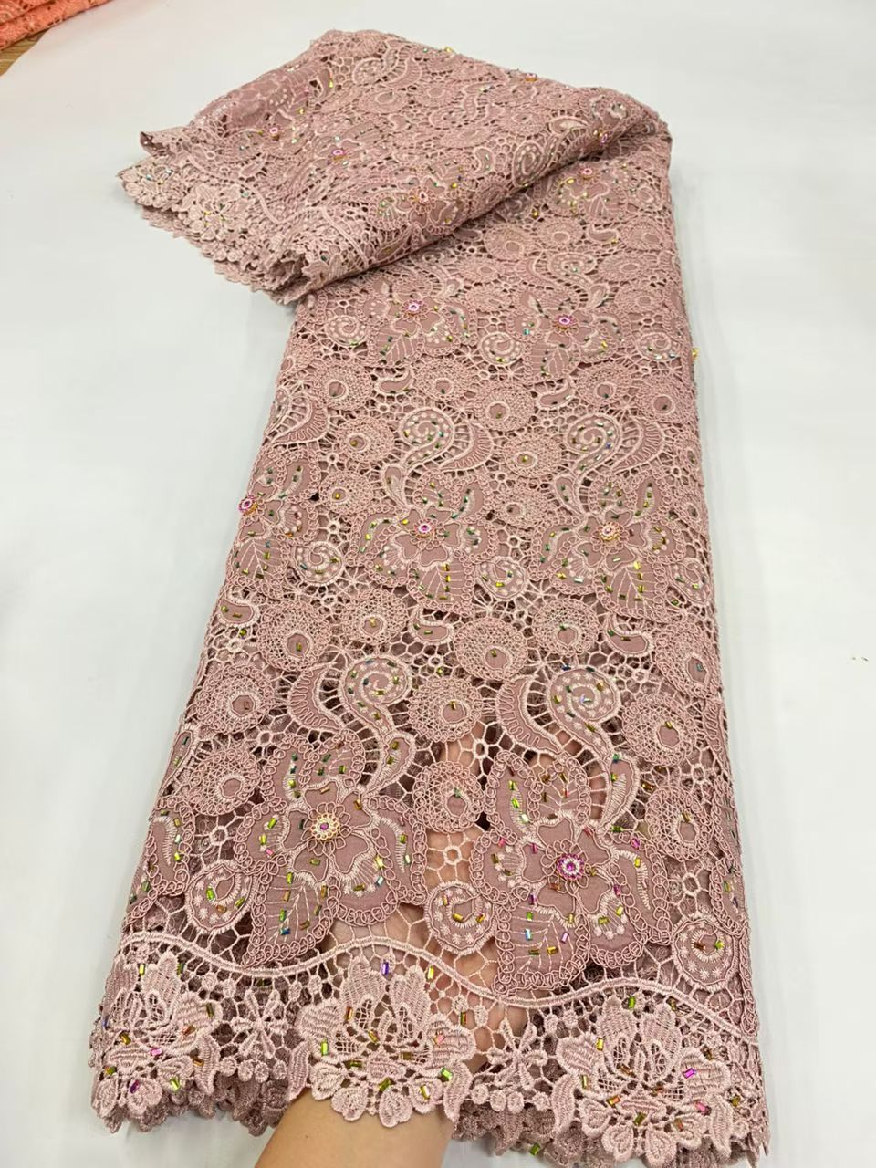 Latest Cord Guipure Lace Fabri - Crystal Mesh Fabric incelemesi ve fiyatı